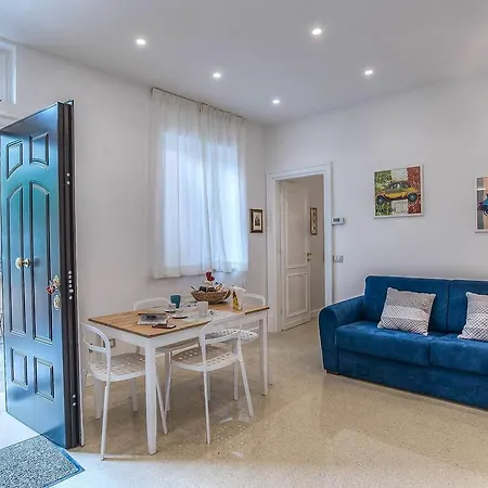 Agrippina House * Roma